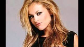 hoy me toca a mi paulina rubio(feat- taboo) brava