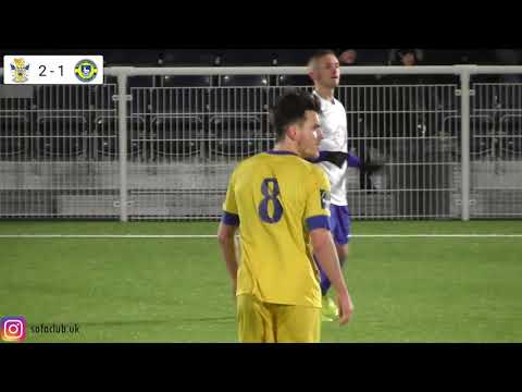 Aveley FC VS Hertford Town FC - Bostik North Division