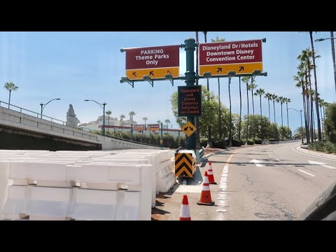 Went To Knotts Marketplace & Downtown Disney In Same Day - My Favorite Pho Place In Orange County