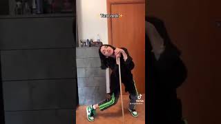 La ragazza che copia i ragazzi di amici❤️🤣🤣🤣🤣