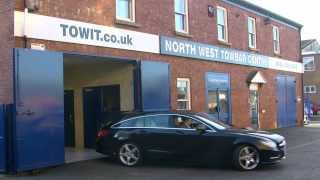 preview picture of video 'North West Towbar Centre   Stockport'