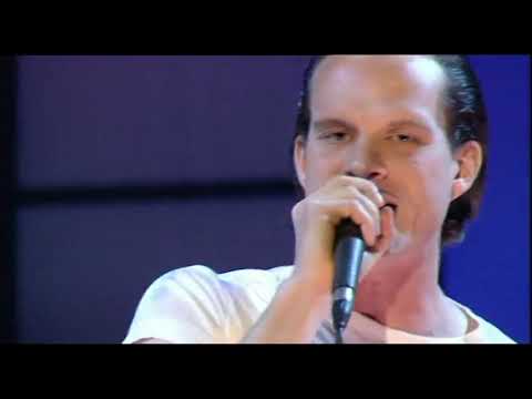 Electric Six 'Danger High Voltage' TOTP (2003) HD