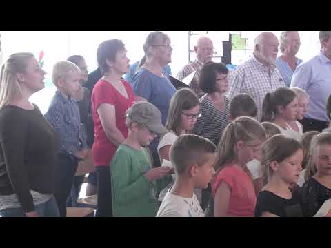 Tage wie diese   Ferienbetreuung mit Polizeichor