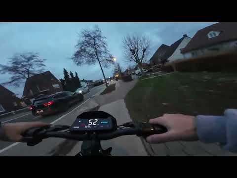 (FULL VIDEO) Kukirin G4 vs Motor Police Chase GONE WRONG… I CRASHED???!