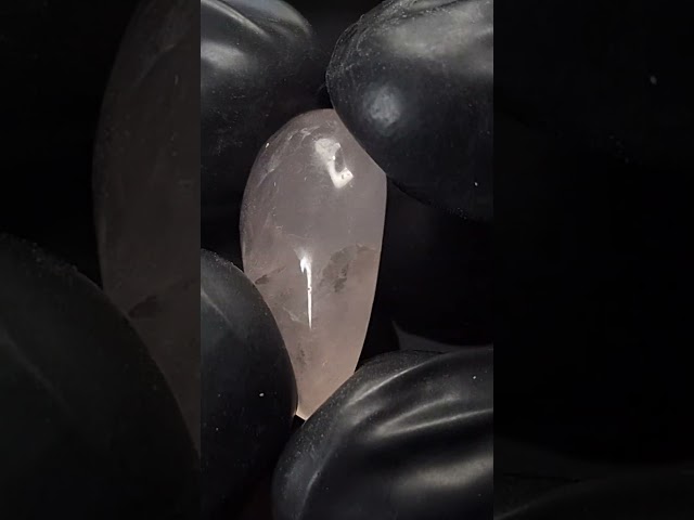 حجر روز كوارتز طبيعي