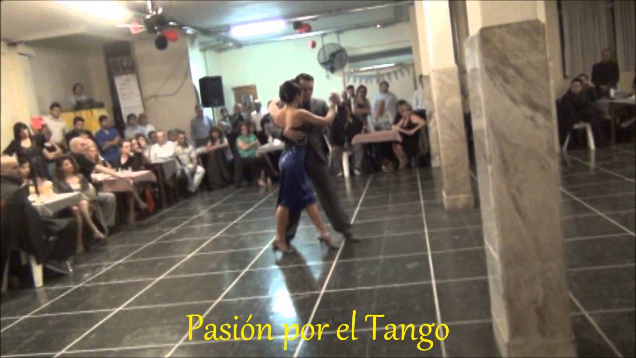 CLARISA ARAGON y JONATHAN SAAVEDRA Bailando el Tango MI TANGO TRISTE en FLOREAL MILONGA