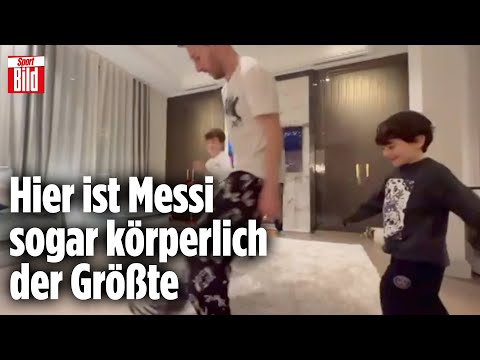 Lionel umdribbelt alle Mini-Messis | Viral daneben