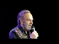 Neil Diamond sings Both Sides Now in Hamburg 26 september 2017