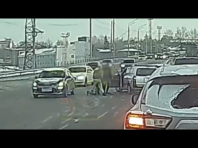 Драка на дороге