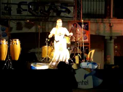 Ñeca Rodriguez Romanza Chiquitana en vivo,Manzana Uno.