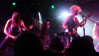 Kittie- Burning Bridges LIVE HD