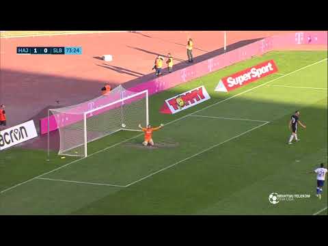 Dok Slaven Belupo slavi, Hajduk zabija