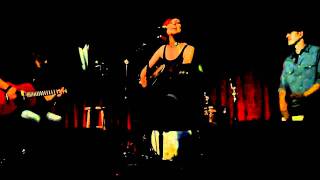 Anna Nalick, &#39;The Lullaby Singer&#39; Live
