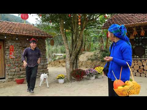 The elderly woman kept her promise, returning to Trinh Ho for a happy life together