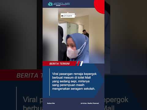 Pasangan remaja kepergok berbuat mesum di toilet Mall, & perempuan masih mengenakan seragam sekolah.