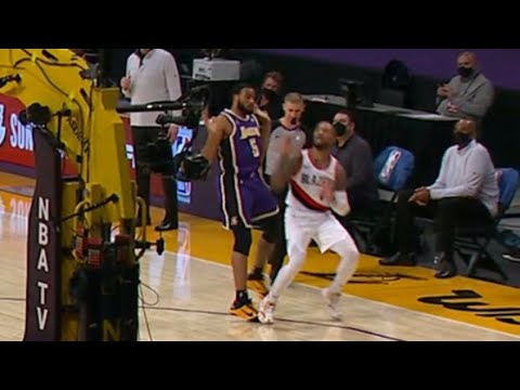 Talen Horton-Tucker gets Flagrant Foul for Putting his foot on Damian Lillard landing area