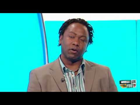 Stephen Mangan uhádl přesný počet bonbónů v Mini Cooperu