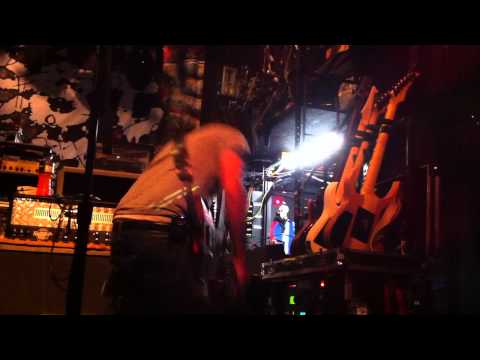 Misha "Bulb" Mansoor test-drives Decibel Javelin Proto1