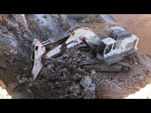 Liebherr 984 Excavator Loading Caterpillar 777C Dumpers - Sotiriadis/Labrianidis Mining