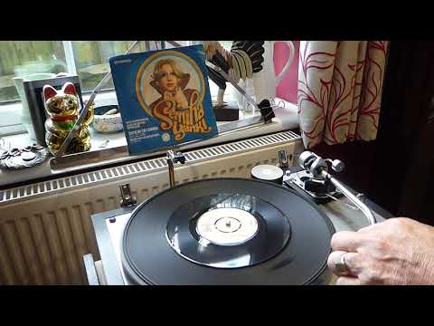 Semiha Yanki 1975 Eurovision Turkiye birincisi, Seninle bir dakika