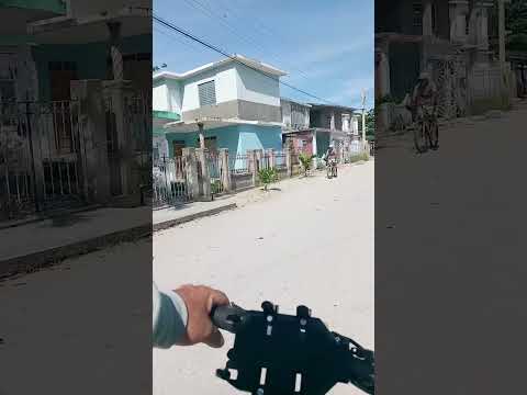 Pedaleando por Las Tunas, recorriendo por el merendero del aserrio  al mercado y de regreso a casa