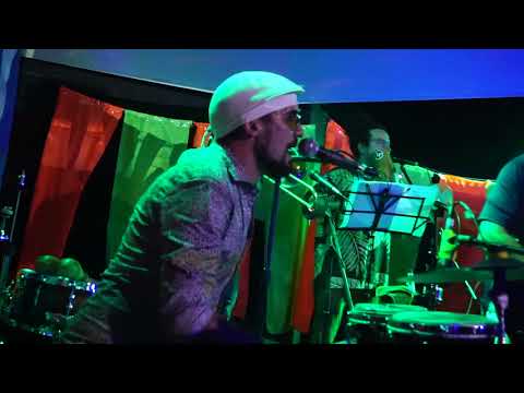 La Descarga acústica en El Club de la Timba