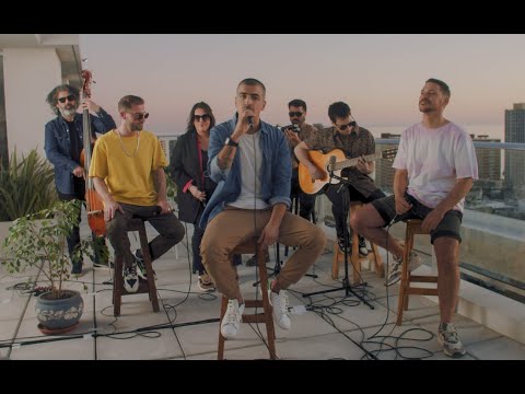 Dostrescinco - Reír así