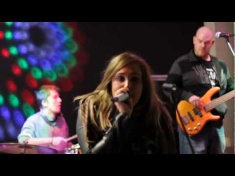 LENNOKO - Show Me Love (Robin S Cover)