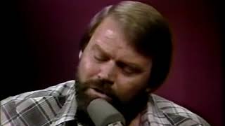 Glen Campbell &amp; Leon Russell - Crying (Canada In Session 18-11-1983)
