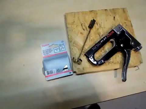 Bosch 2609255859 DIY Handtacker HT 14, Geht in Dachlatten wie die Heiße Nadel in Butter