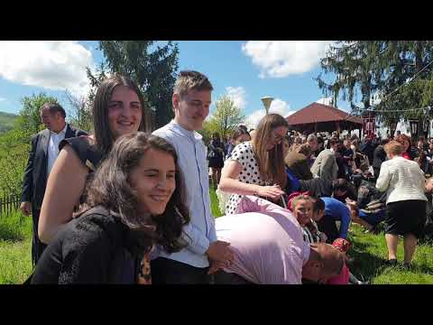 „Pomeana copiilor”, obiceiuri străvechi de Paşte la Presaca Ampoiului