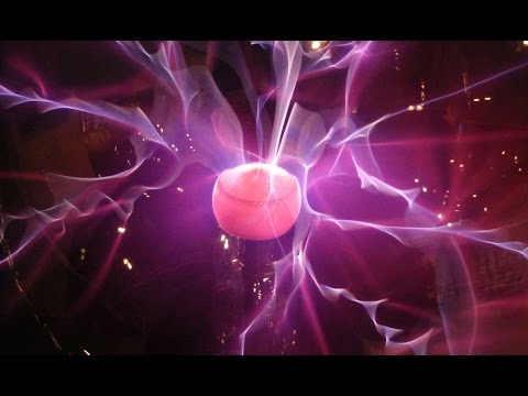 Michael Atiyah: A Geometer Explores the Universe 3/3 [2010]