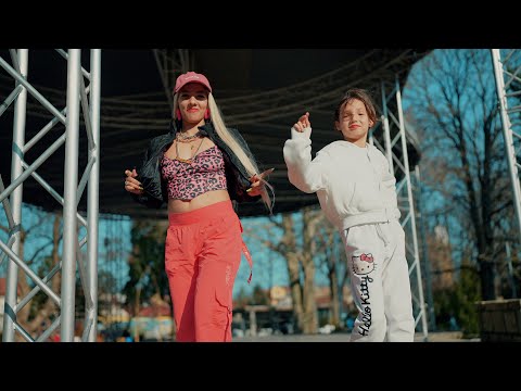 Gipsy Erika a Sofi - Tanecne cover video od GipsyBandSmizany