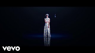 Nik Qistina - Young Hearts