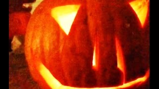 HALLOWEEN PUMPKIN CARVING SNAKE