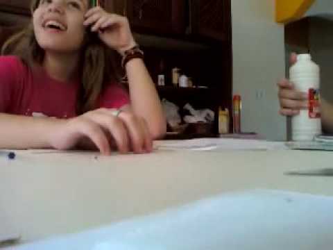 Agenor Says: Mas Tem Uma Mulher Com 5 Cores No Cabelo?