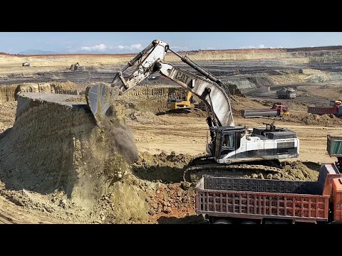 Caterpillar 375 & Fleet Of Excavators Load Overburden On 200+ Trucks | Real Work - Interkat SA