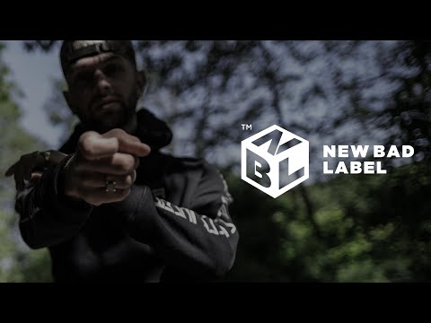 BLACHA ft. White 2115 - Trap Living (prod. Chivas)