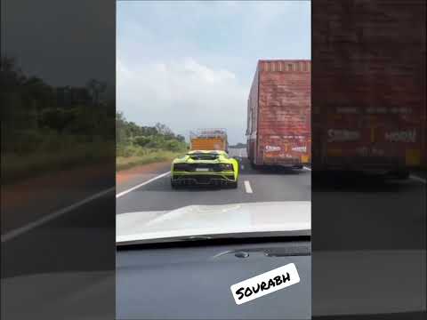 Lamborghini on highway crazy acceleration ❣️