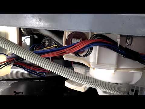 AEG Geschirrspüler defekt. Gerät heizt nicht auf. Analyse Teil 1