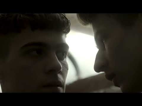 Daniele (Lorenzo Zurzolo) e Andrea (Mattia Carrano)