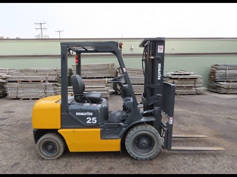 KOMATSU FG25T-14 5,000lb Gasoline #850A - Forklift for Sale