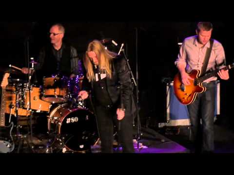 Child in Time - Eythor Ingi and Foreign Land