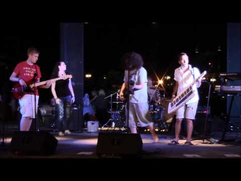 Thumbnail for 7/12/15  “TOM SAWYER” Starts Set #2  The Bank Street Band Rocks by Scott Park