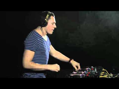 Istmo Nights Pres. Tiesto - March 9th 2011