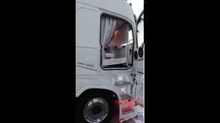 Download lagu Volvo FH4 500 Interior and Music mp3