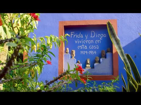 A Tour of Frida Kahlo’s Blue House – La Casa Azul