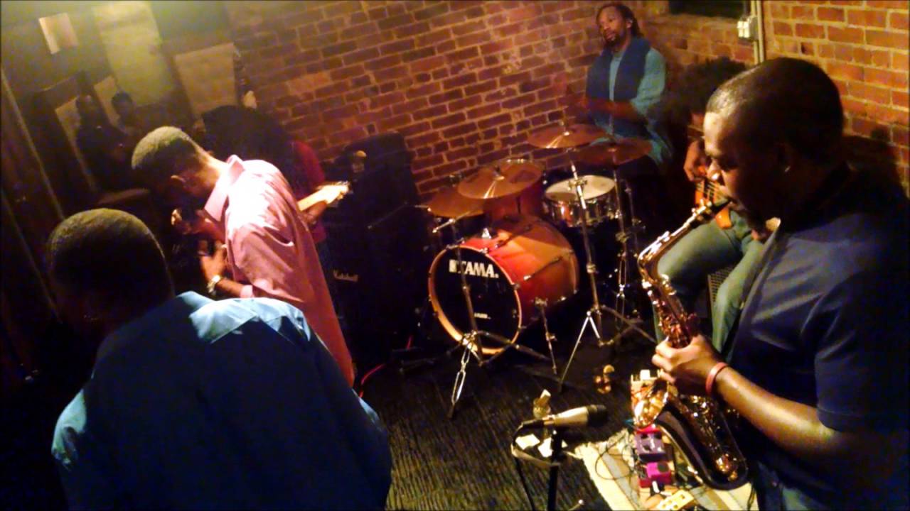 Promotional video thumbnail 5 for Miguel Juarez Music