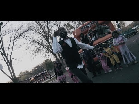 Young Ezzy - In A Minute (Official Music Video) 🎥#TVP