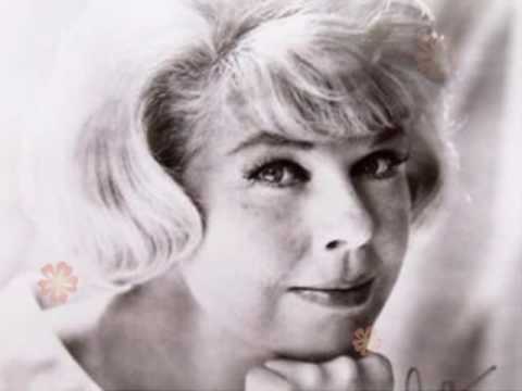 Video thumbnail for Street of Dreams